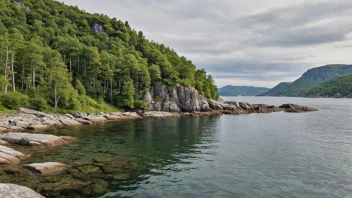 Et pittoreskt bilde av Alvøy i Norge.