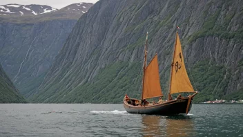 En stor, gammeldags norsk auling i en fjord.