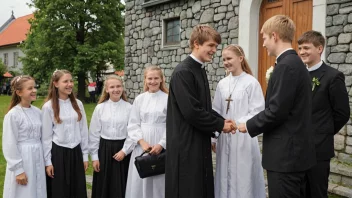 En gruppe ungdommer i tradisjonelle norske klær, stående foran en kirke, med en prest eller pastor i bakgrunnen.