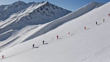 Alpinløype med skiløpere