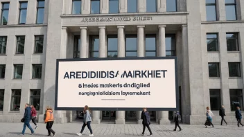 Et bilde av en regjeringsbygning med en skilt som leser 'Arbeidsmarkedsmyndighet' på norsk.