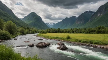 En åndeløs utsikt over Mjølkeråen-elven i Norge, som viser dens naturlige skjønnhet og ro.