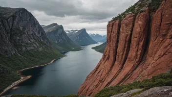 Et bilde av en unik rød bergformasjon i Norge