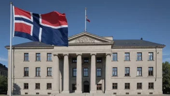 Et bilde av en regjeringsbygning med norsk flagg, som representerer statsadministrasjonen.