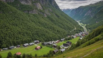 En brekkebygd i Norge med bratte skråninger og en liten landsby i dalen.