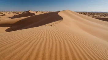 En majestetisk sanddyne i ørkenen