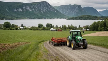 Landbruksnæringen i Norge, med fokus på produksjon, bearbeiding og distribusjon av landbruksprodukter