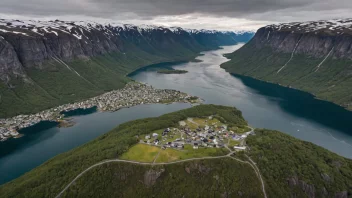 En naturskjønn bygd i Norge omgitt av fjorder og fjell.