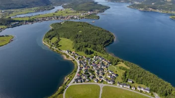 Flyfoto av Steinkjer, en by i Trøndelag fylke