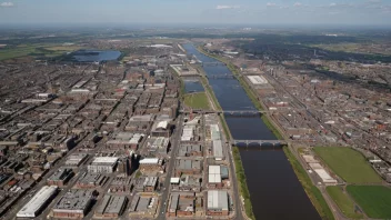 Flyfoto av Middlesbrough by med Teesselfloden i bakgrunnen