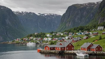 Et pittoreskt kystsamfunn i Norge, med tradisjonelle hus og båter, omgitt av fjorder og fjell.