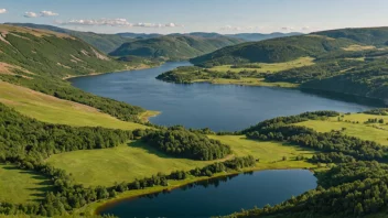 Et naturskjønt bilde av Hjelmeland, som viser dets naturlige skjønnhet og fredelige atmosfære.