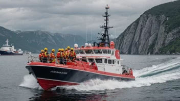 En beredskapsbåt i en norsk havn, klar til å rykke ut i tilfelle av en nødsituasjon.