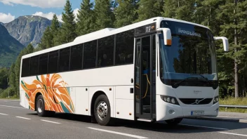 Et bilde av en norsk buss med et unikt designkonsept.