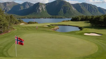 En vakker golfbane med rullende åser og et norsk flagg