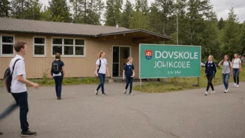 En skolebygning med en skilt som leser 'Døvskole' på norsk.