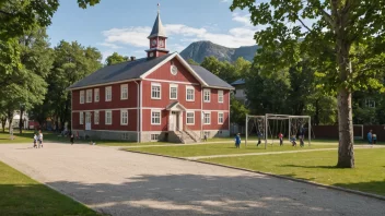 En klassisk norsk gutteskole med tradisjonell arkitektur