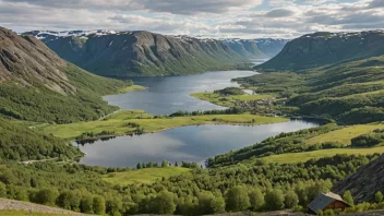 Et naturskjønt landskap av Veldre, som viser dets naturlige skjønnhet og kulturelle arv.