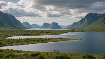 Et fantastisk landskap av Nord-Norge med en turgruppe i bakgrunnen