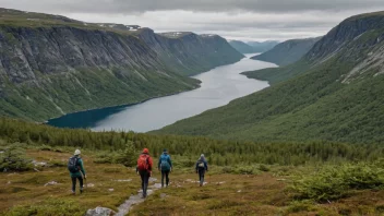 Et fredelig og urørt villmarksområde i Norge, med noen turgåere som nyter landskapet.