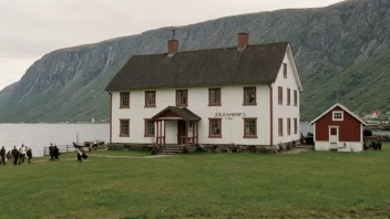 Et tradisjonelt norsk sjømannshus med en varm og invitende atmosfære.