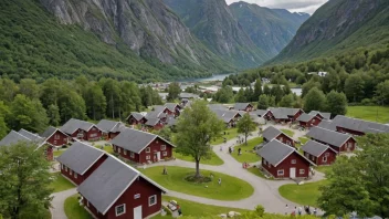 En kulturlandsby i Norge med en blanding av tradisjonell og moderne arkitektur, omgitt av vakre landskap.