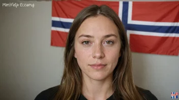 En kvinne med et norsk flagg i bakgrunnen, som representerer navnet Målfrids.