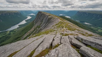 Voksenåsen fjellformasjon i Norge, kjent for sine naturskjønnheter og turmuligheter.