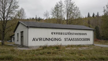 En bygning med en skilt som indikerer en rehabiliteringssenter for avhengighet