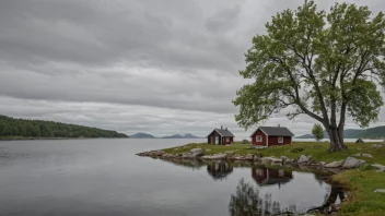 En fredelig utsikt over Slåttholmen, en liten øy i Norge.